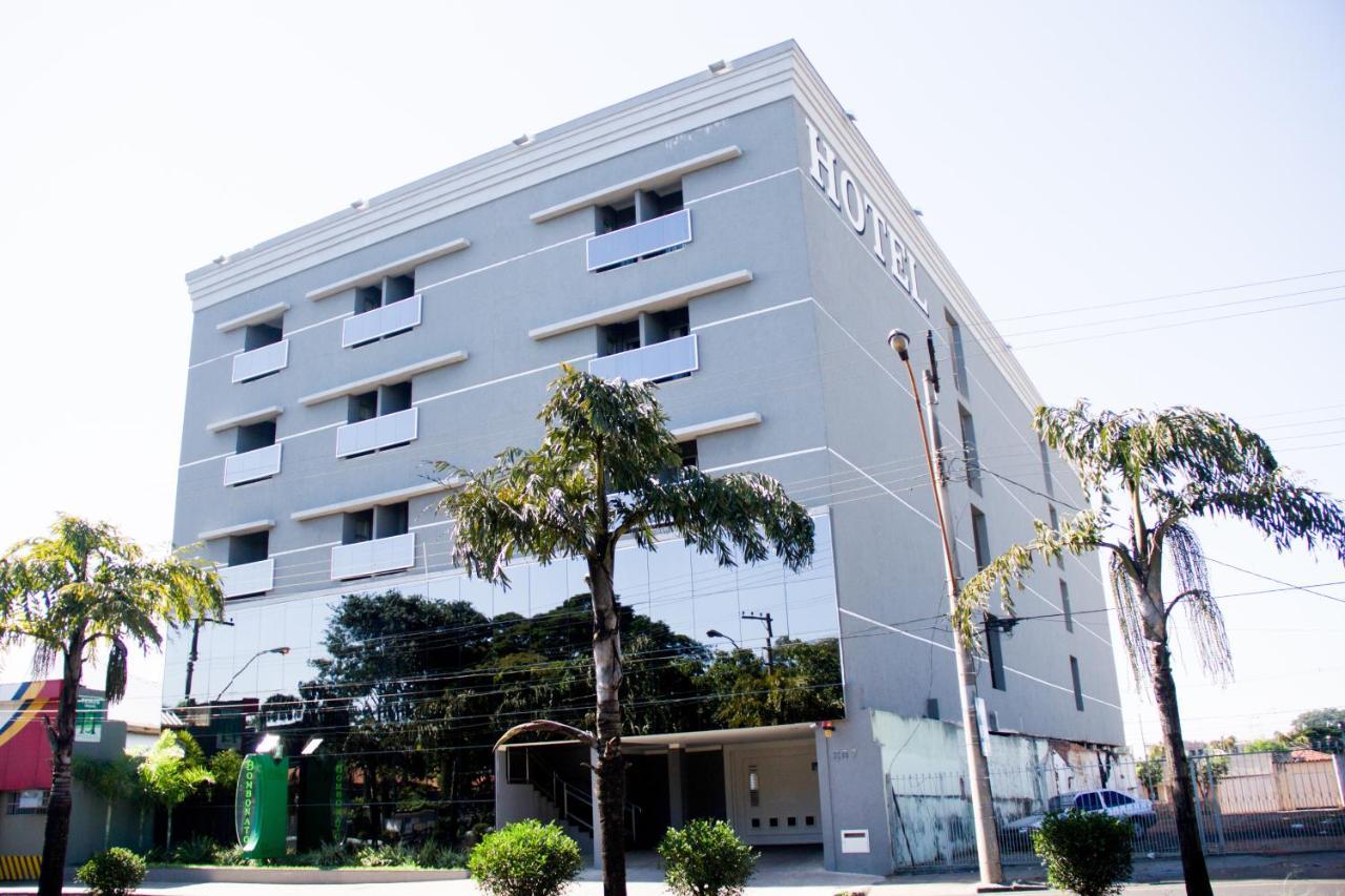 Bombonato Hotel - Facil Acesso Ao Aeroporto E Parque De Exposicoes Abcz อูเบราบา ภายนอก รูปภาพ