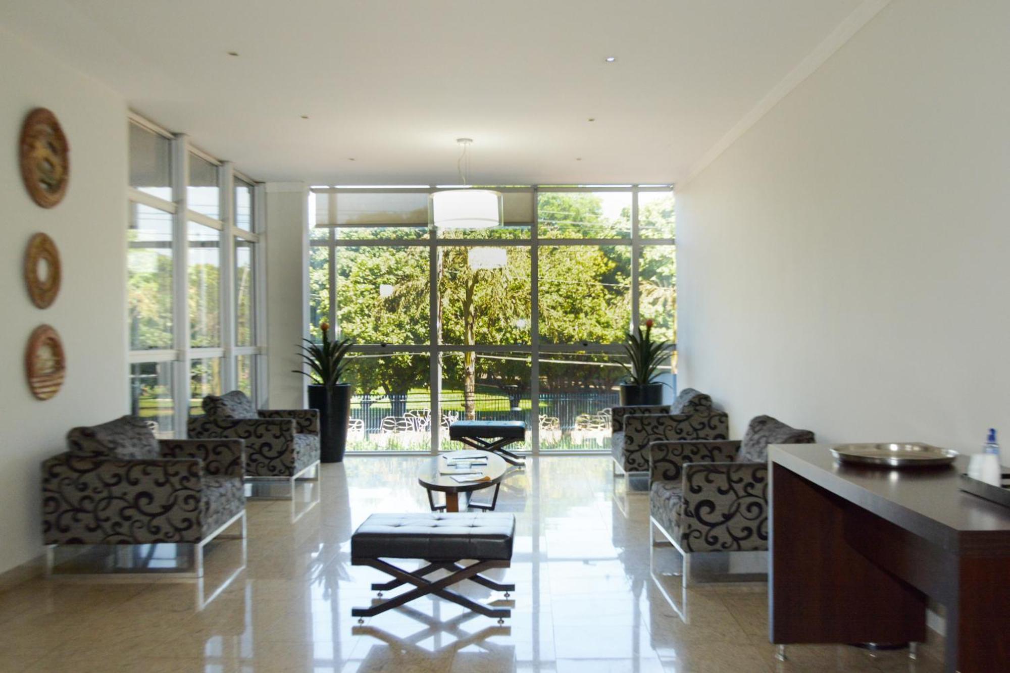 Bombonato Hotel - Facil Acesso Ao Aeroporto E Parque De Exposicoes Abcz อูเบราบา ภายนอก รูปภาพ