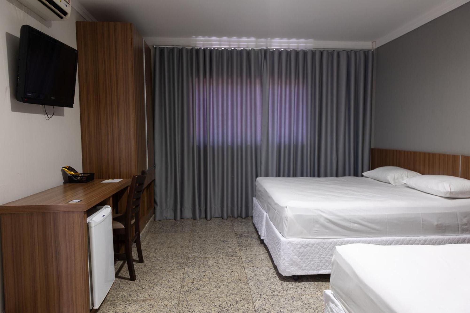 Bombonato Hotel - Facil Acesso Ao Aeroporto E Parque De Exposicoes Abcz อูเบราบา ภายนอก รูปภาพ